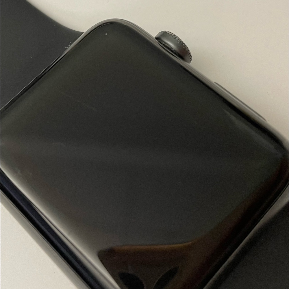 Apple Watch Series 3 42mm Aluminum GPS - Picture 6 of 7